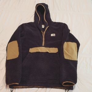 The North Face Men's Campshire Pullover